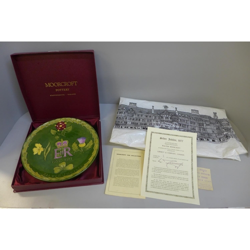 615 - A Moorcroft for Liberty limited edition Silver Jubilee 1977 plate, 5 of 125, boxed with original rec... 