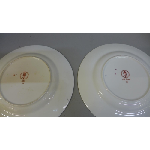 621 - Two Royal Crown Derby 1128 pattern plates, 21.5cm, seconds