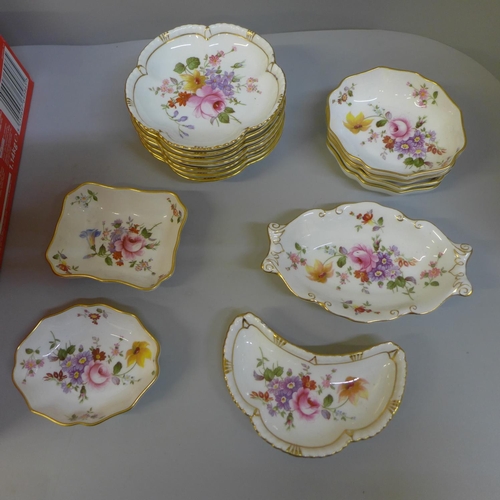 723 - A collection of Royal Crown Derby Derby Posies dishes (17)