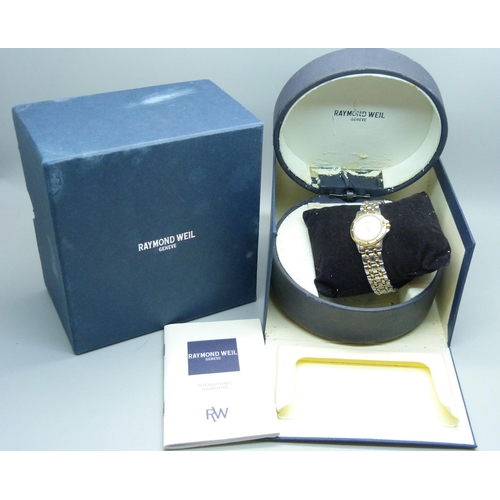 860 - A lady's Raymond Weil Tango wristwatch