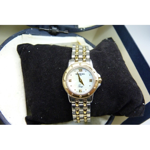 860 - A lady's Raymond Weil Tango wristwatch