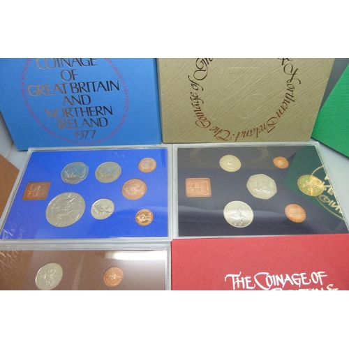 887 - Five coin sets, 1973-1977