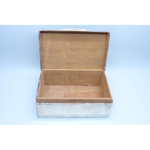 926 - A silver cigarette box with marriage dedication to the lid, 359g gross weight