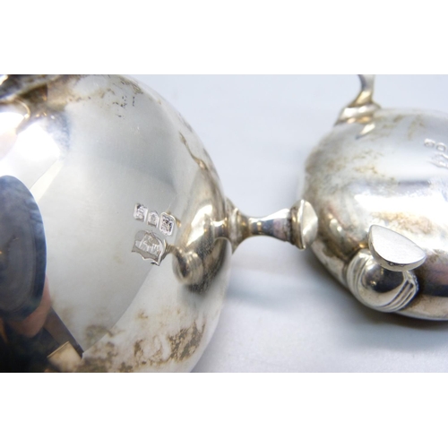 944 - A pair of silver salts, 133g