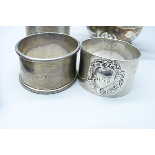 946 - A silver spoon and silver egg cup (not matching hallmarks), a silver nursery rhyme spoon 'Mary Had A... 