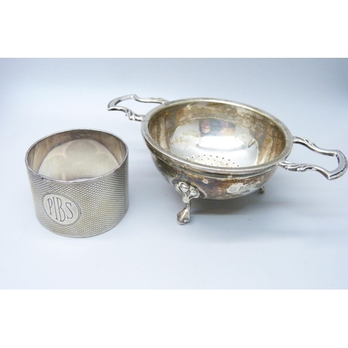 946 - A silver spoon and silver egg cup (not matching hallmarks), a silver nursery rhyme spoon 'Mary Had A... 