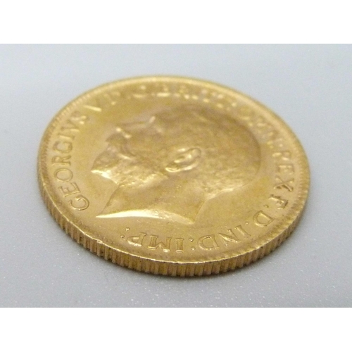 974 - A 1914 gold full sovereign