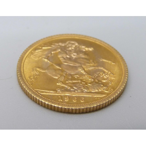 998 - A 1966 gold full sovereign