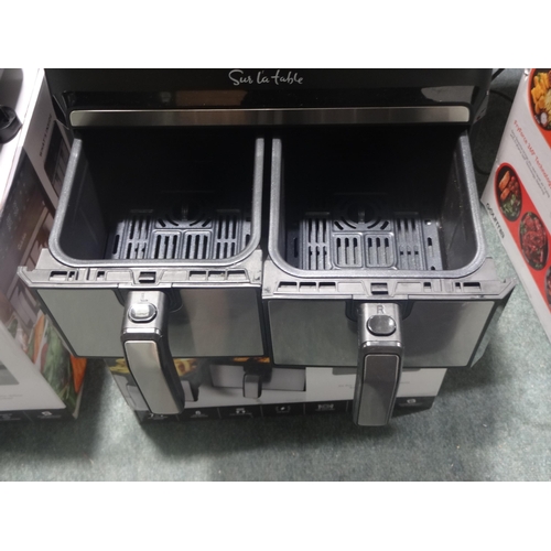 3119 - Sur La Table Double Air Fryer (284-302) * This lot is subject to VAT