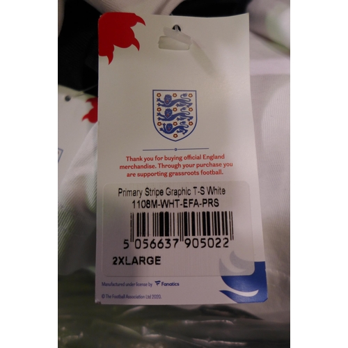 3065 - Bag of England branded sportswear - mixed sizes, styles, etc. * this lot is subject to VAT