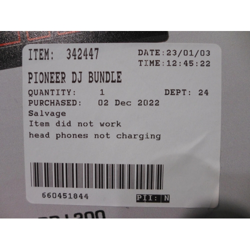 3084 - Pioneer DJ Bundle (model nos.:- DDJ-200 & HDJ-CUE1BT-K), original RRP £164.99 + VAT   (284-19) * Thi... 