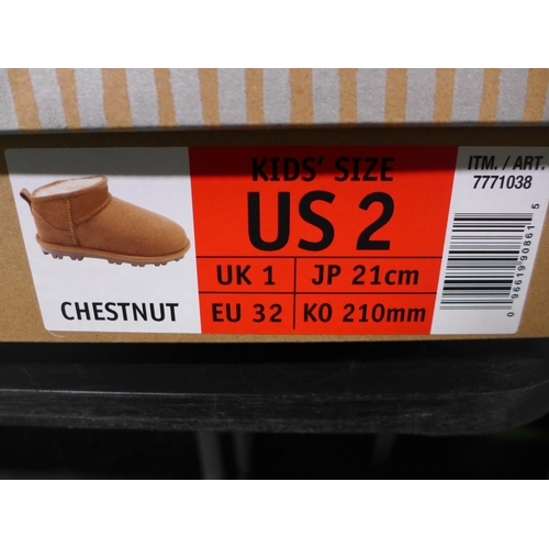 3263 - 2 Pairs of children's chestnut Shearling ankle boots - both UK size 1 * this lot is subject to VAT