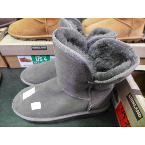 3265 - Pair of women's grey Shearling boots - UK size 6 * this lot is subject to VAT