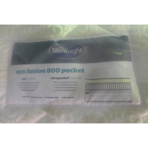 3295 - Silentnight Eco Fusion 800 pocket 150cm mattress (285-803)  * This lot is subject to vat