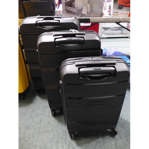 3302 - At Bon Air Black Suitcase Set (Large/Medium/Carry-On), original RRP £133.33 + VAT  (283-335) * This ... 