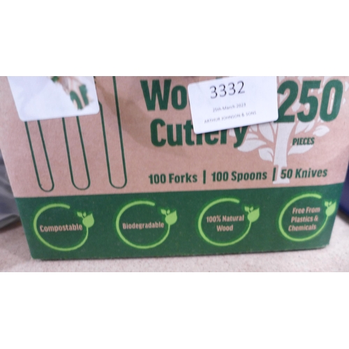 3332 - Box of wooden, biodegradable, compostable cutlery: including knives, forks and spoons * this lot is ... 