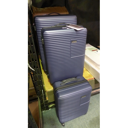 3381 - Rock Pacific 3 Piece Luggage Set  (283-432) * This lot is subject to VAT