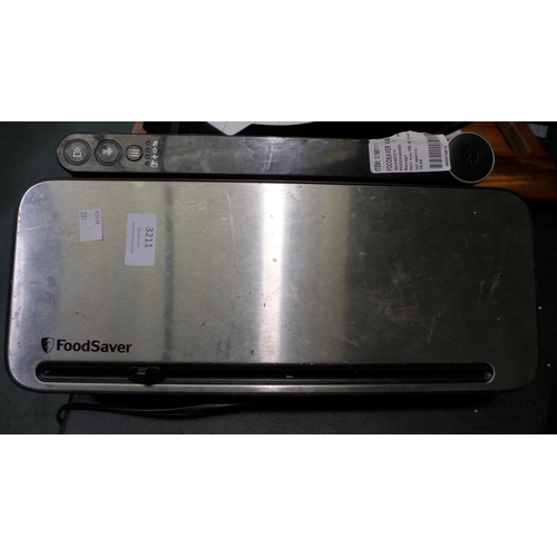 3211 - Foodsaver Vacuum Sealer (model:- VS3190)   (283-149) * This lot is subject to VAT