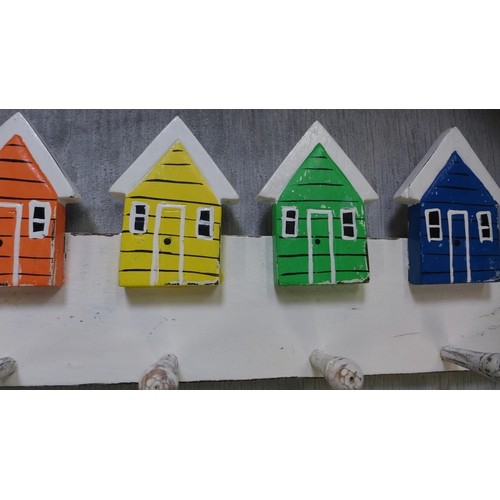 1493 - A beach hut wooden coat rack W62cm (725309)