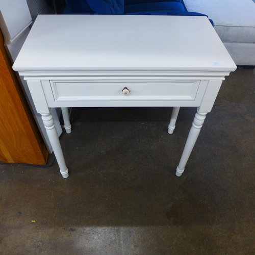 1442 - A white single drawer side table