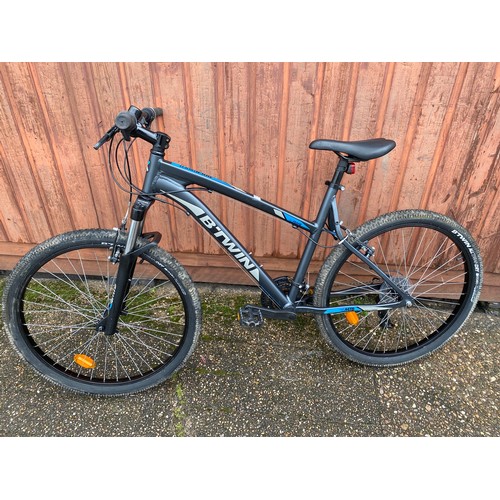 2397 - Aluminium B-Twin Rockrider gent's MTB/mountain bike/bicycle - Police repossession