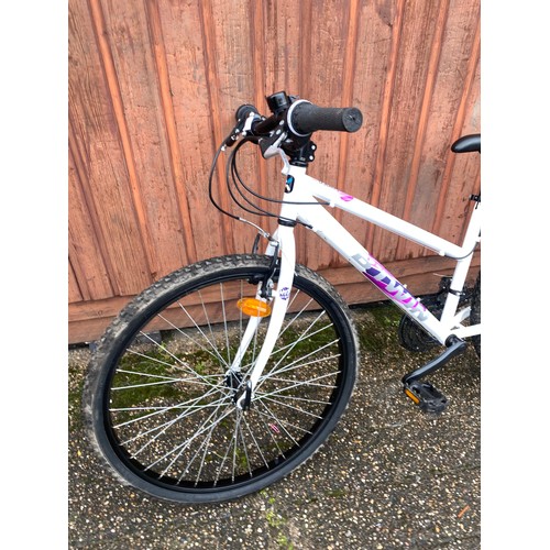 2444 - B-Twin Rock Rider women's mountain bike/bicycle/MTB - Police repossession