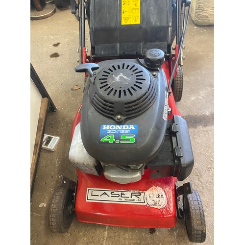 2212 - Honda lawn mower, GCV135 4.5HP