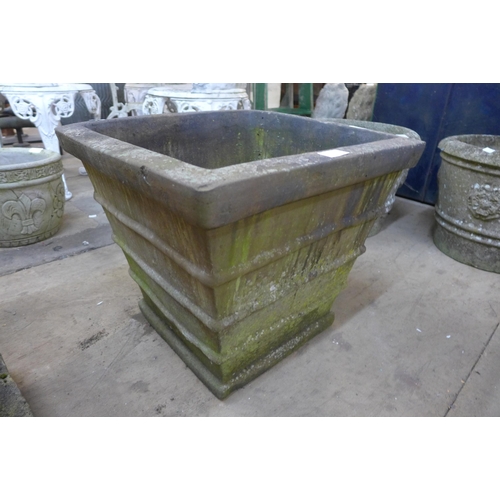 277 - A square concrete garden planter