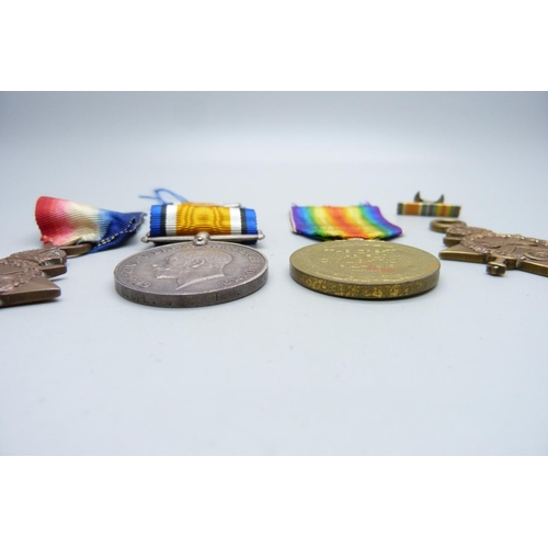 1109 - A trio of WWI medals to CH.4136 L. Cpl. C. Webster, RMLI, (the Star marked Pte.), and a 1914-15 Star... 