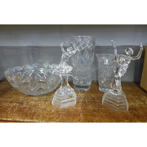 1171 - A large crystal fruit bowl, vases and a pair of glass dancing ladies **PLEASE NOTE THIS LOT IS NOT E... 