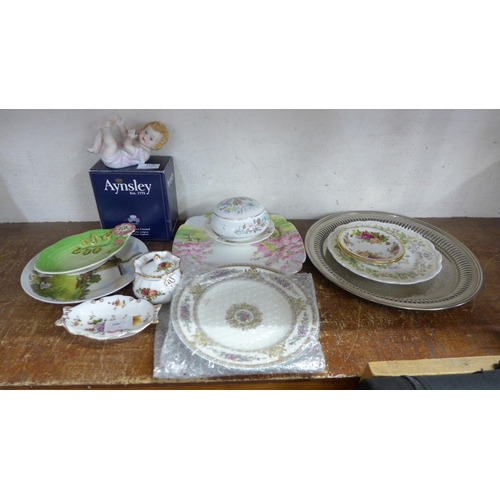 1176 - Assorted china; Brambly Hedge, Royal Albert Old Country Roses, Aynsley and a plated tray etc. **PLEA... 