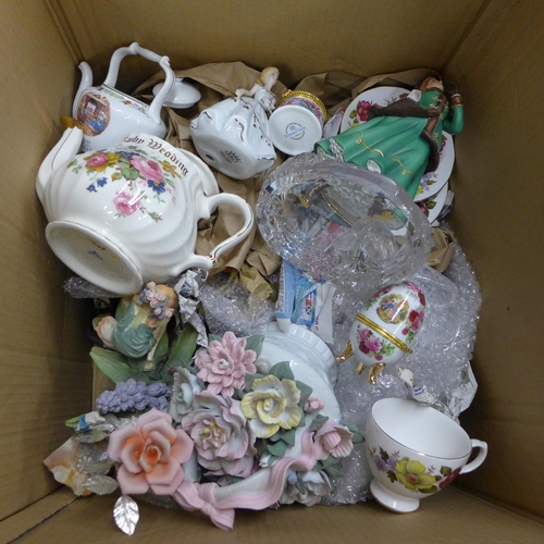 1220 - A collection of mixed china, including Capidomonte roses, Gainsborough etc. **PLEASE NOTE THIS LOT I... 