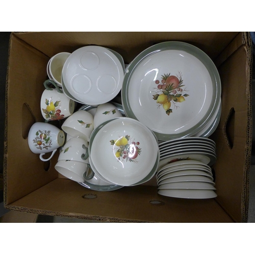 1222 - Wedgwood Covent Garden tea and dinnerwares **PLEASE NOTE THIS LOT IS NOT ELIGIBLE FOR POSTING AND PA... 