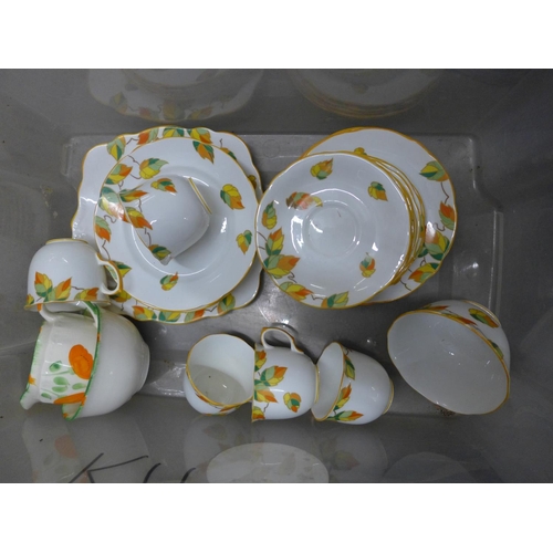 1224 - Art Deco Foley china tea wares and a Swinnertons Luxor Vellum cream jug and sugar bowl **PLEASE NOTE... 