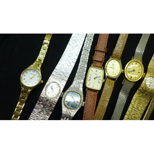 662 - A collection of lady's wristwatches