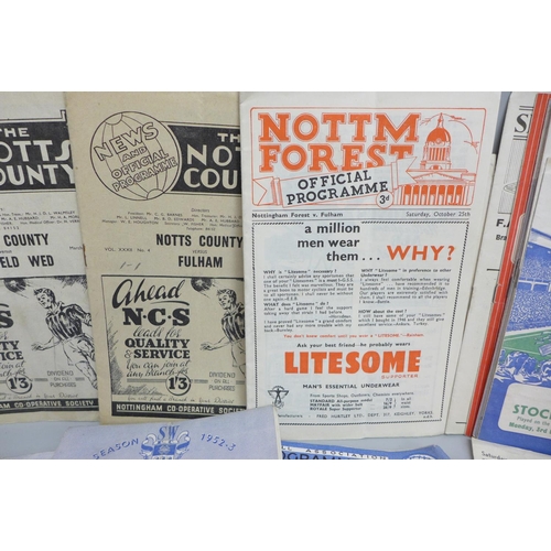 697 - Football programmes from early 1950s including Nottingham Forest, Notts County, Sheffield Wednesday,... 
