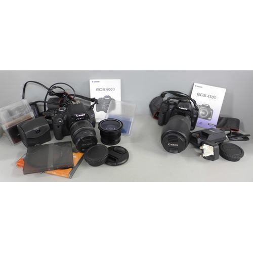762 - A Canon 450D camera, with charger, a Canon EOS 600D camera with 18-55mm lens and charger, wide angle... 
