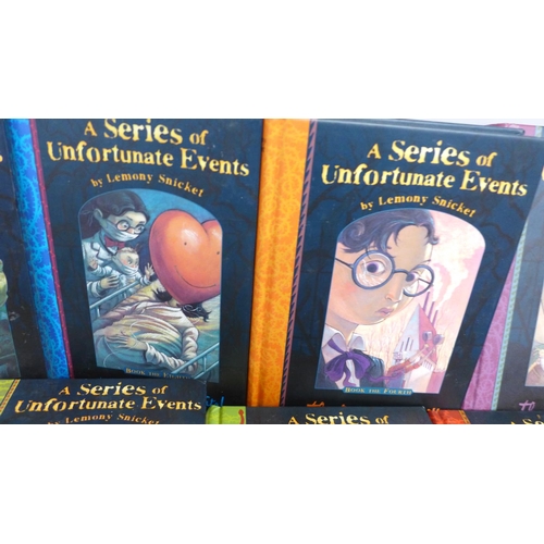 793 - A collection of thirteen Series of Unfortunate Events novels