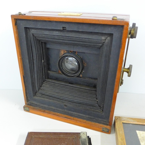 799 - An incomplete The 'British' JT Chapman Manchester field camera with plate holders, circa 1900