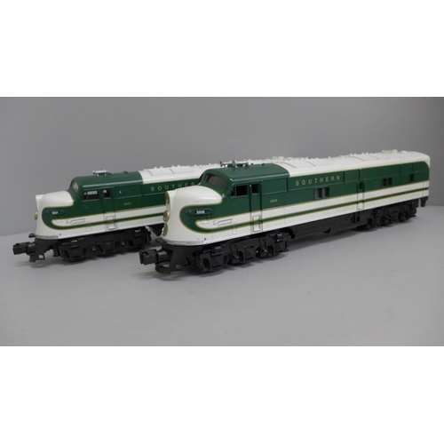 802 - An MTH/Rail King three-rail O gauge E-3 AA Diesel Engine set