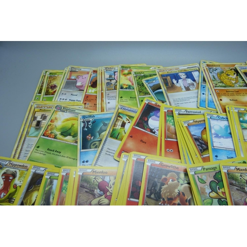 859 - 100 Pokemon cards, sets:- Next Destinies, Heart Gold and Soul Silver, and Generations