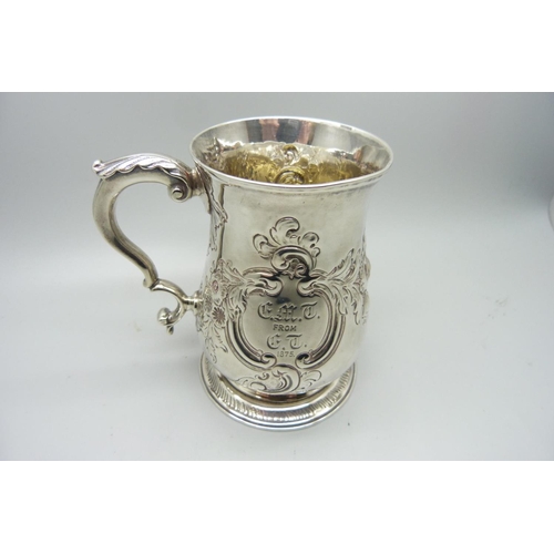866 - An early George III silver baulster mug, London 1765, Thomas Whipham & Charles Wright, 258g