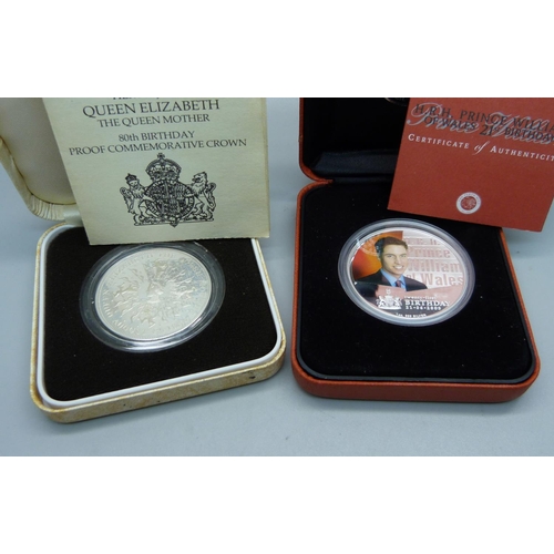 916 - Prince William 21st birthday and The Queen Mother's 80th Birthday commemorative coins