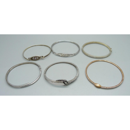 957 - Six silver bangles, 57g