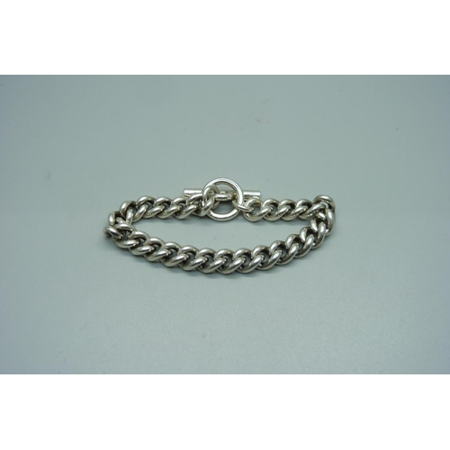 982 - A heavy silver bracelet, 67g