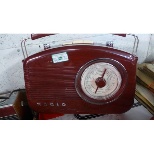 2334 - Bundle of six mixed radios, some vintage Roberts and Pure digital radio with Vebur vintage German ca... 