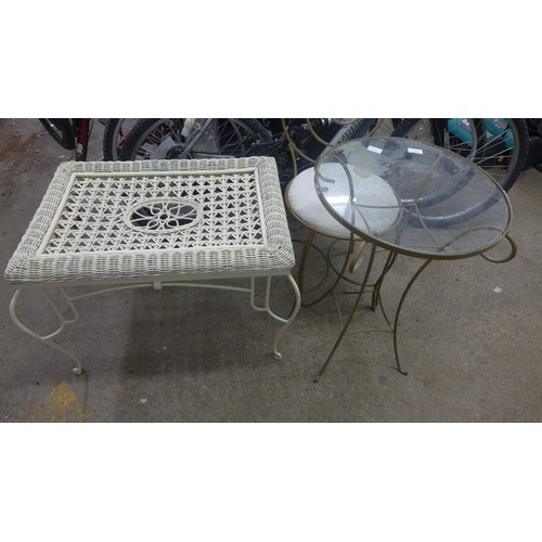 2460 - Patio/conservatory table, matching chair and rattan/wicker topped table