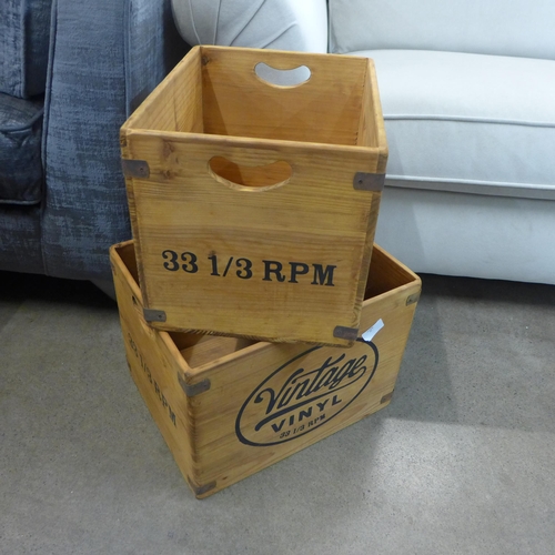 1320 - A set of two wooden vintage vinyl LP record storage boxes (FL3426)