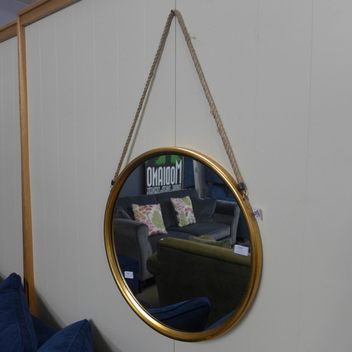 1366 - A large round gold mirror on a hanging rope H58cm (JRG1114)