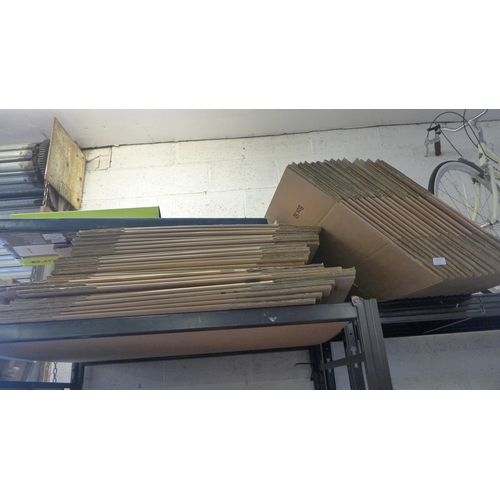 2232 - Cardboard flat pack boxes